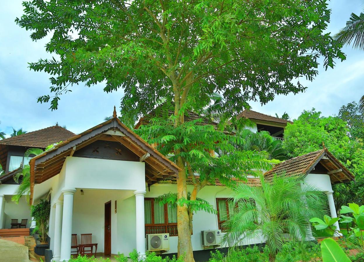 Estuary Sarovar Premiere Poovar Island Εξωτερικό φωτογραφία