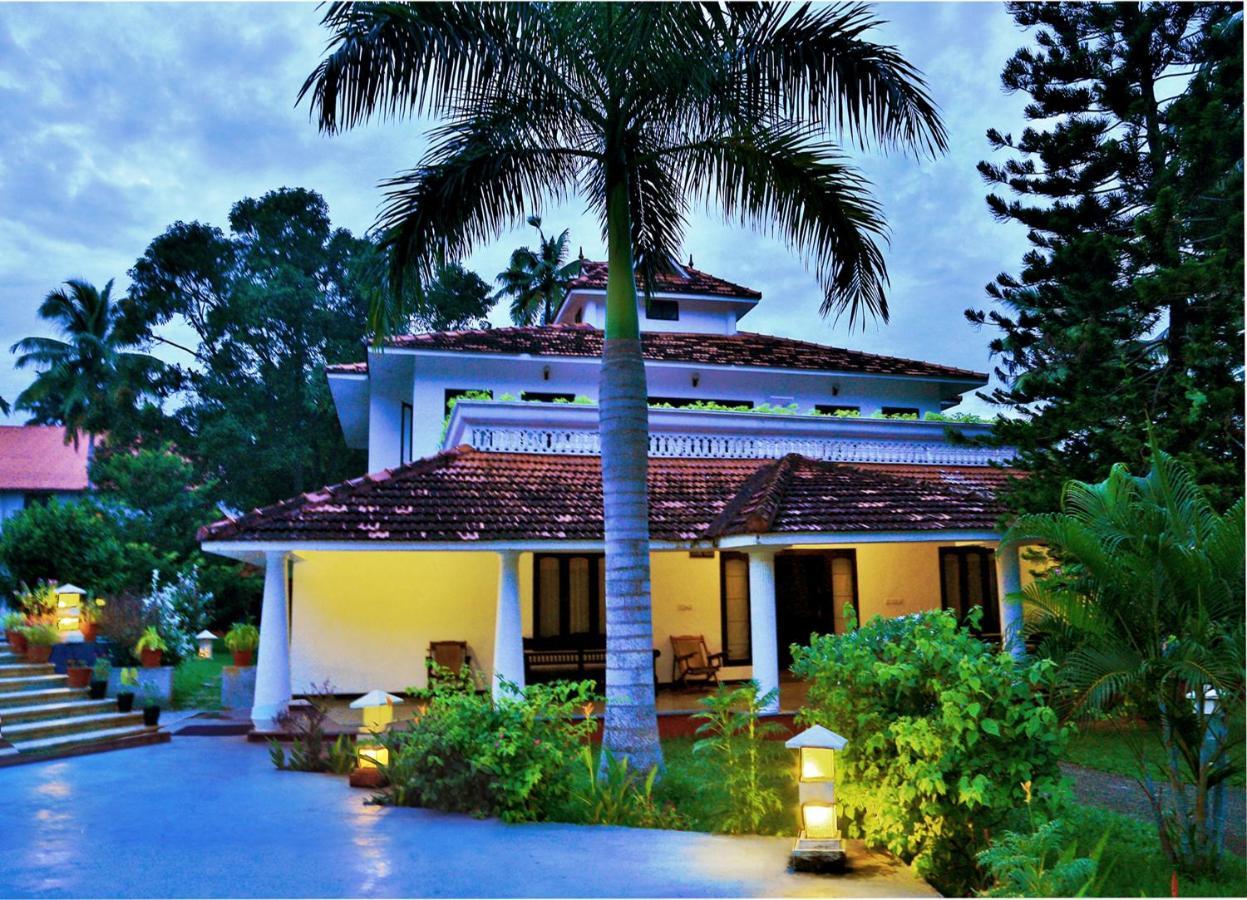 Estuary Sarovar Premiere Poovar Island Εξωτερικό φωτογραφία