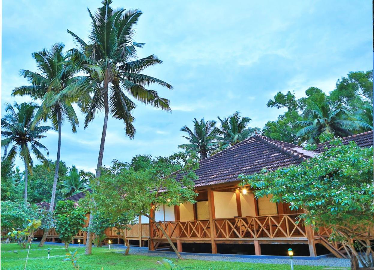 Estuary Sarovar Premiere Poovar Island Εξωτερικό φωτογραφία